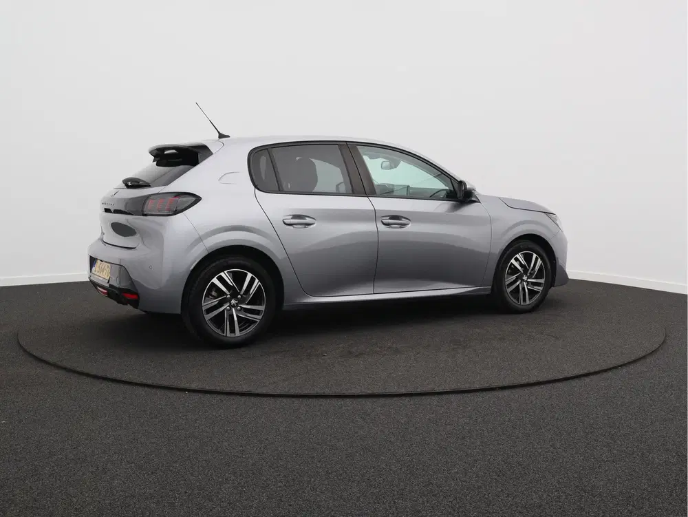 Peugeot 208 1.2 PureTech Allure Pack uit 2021, foto 18