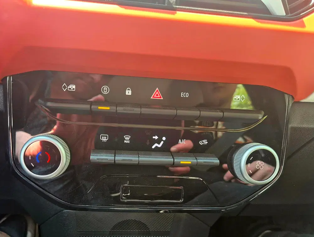Dacia Spring Expression 45 26.8 kWh uit 2025, foto 13