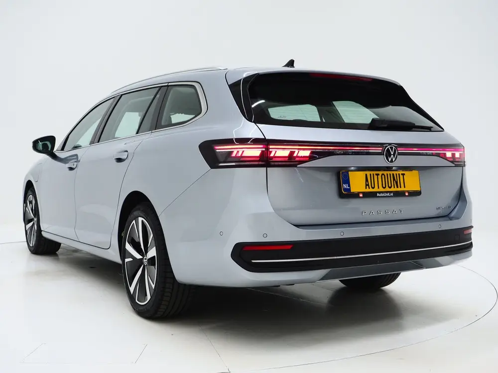 Volkswagen Passat Variant 1.5 eHybrid 204PK | Leder/Alcantar uit 2025, foto 3