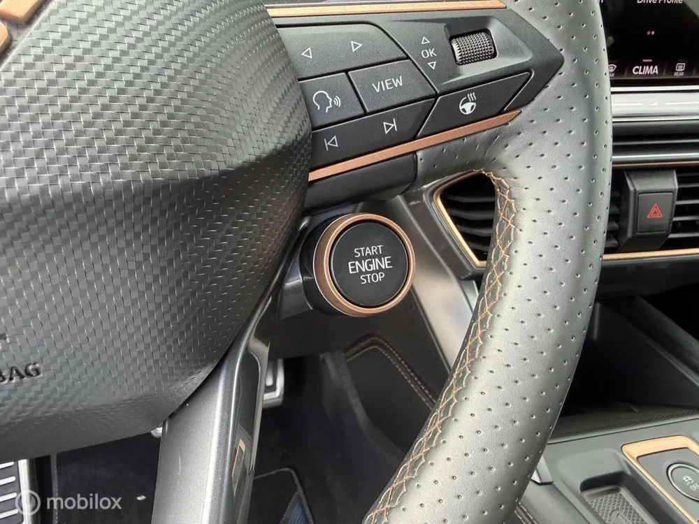 Cupra Leon 1.5 TSI e-Hybrid VZ Performance 272PK uit 2024, foto 17