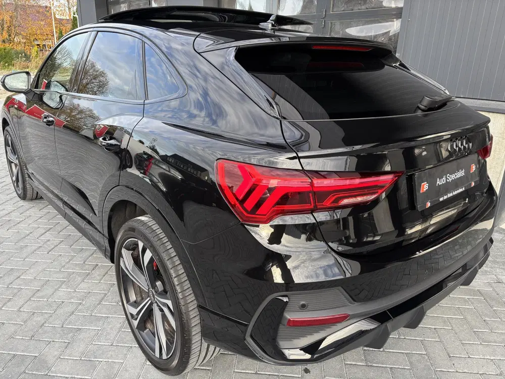 Audi Q3 35 TFSI S-Line Black Pano (bj 2022) uit 2022, foto 6