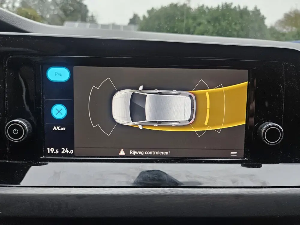 Volkswagen Golf 1.5 eTSI Style (bj 2020, automaat) uit 2020, foto 20