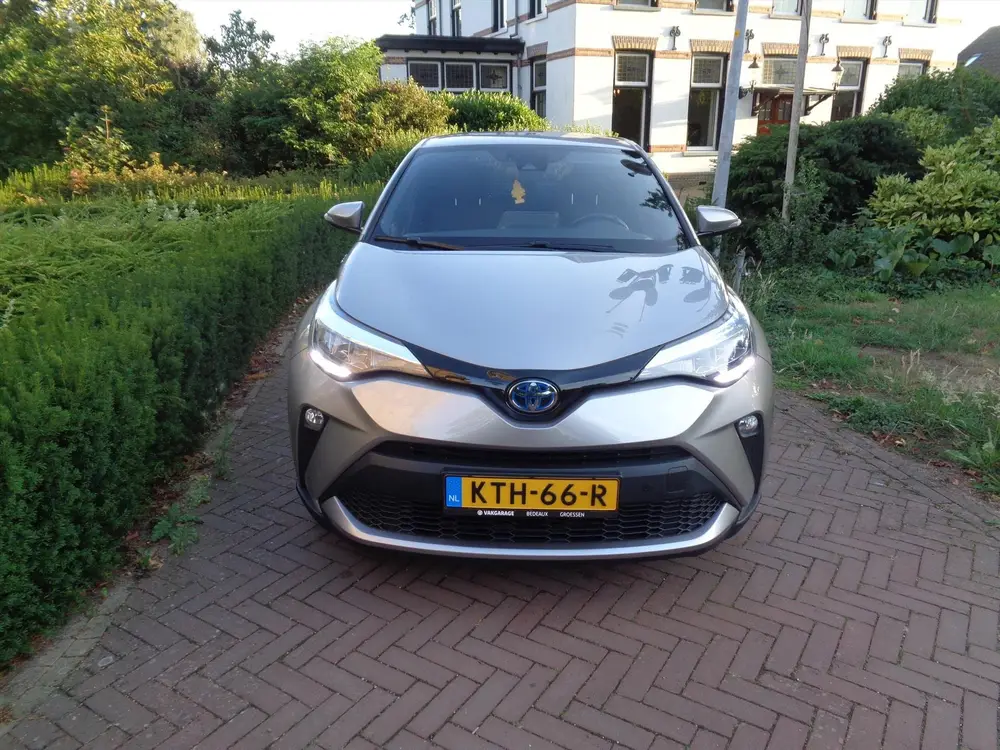 Toyota C-Hr 2.0 Hybrid 184pk CVT Style Team Edition bi uit 2021, foto 3