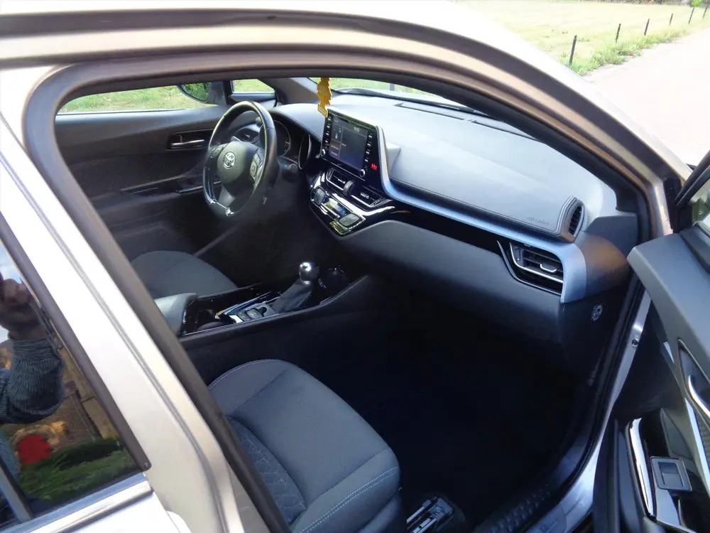Toyota C-Hr 2.0 Hybrid 184pk CVT Style Team Edition bi uit 2021, foto 8