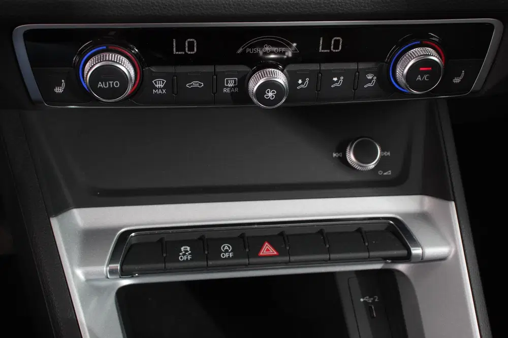 Audi Q3 35 TFSI 162pk MHEV S tronic Prestige Navig uit 2021, foto 19