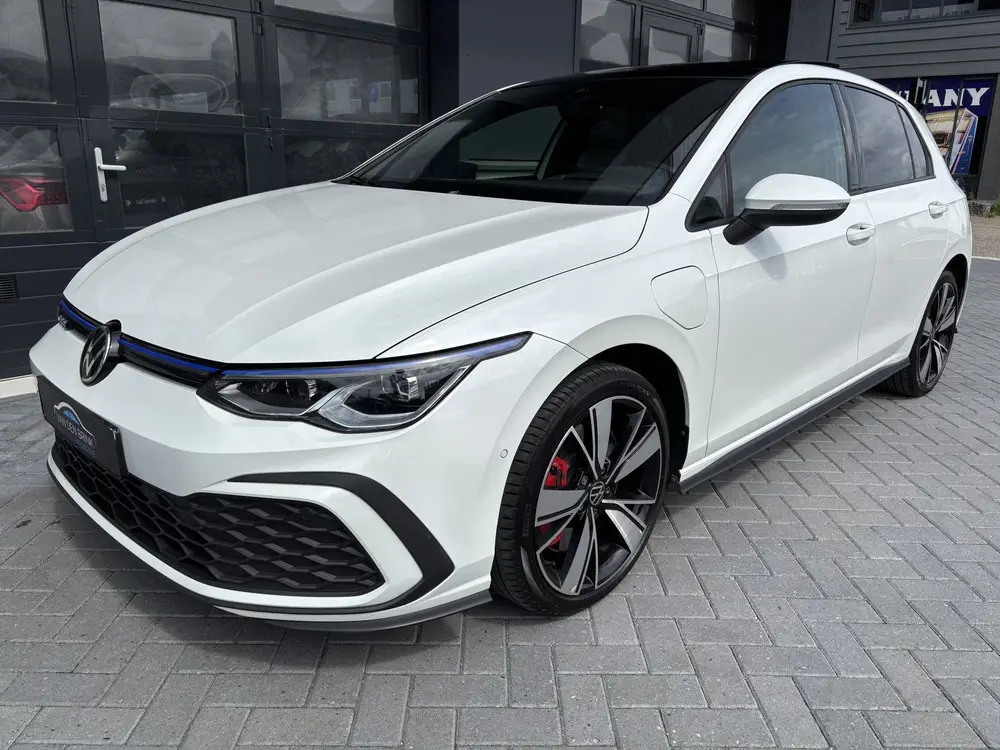 Volkswagen Golf 1.4 eHybrid GTE IQ Pano Parelmoer wit uit 2020, foto 11