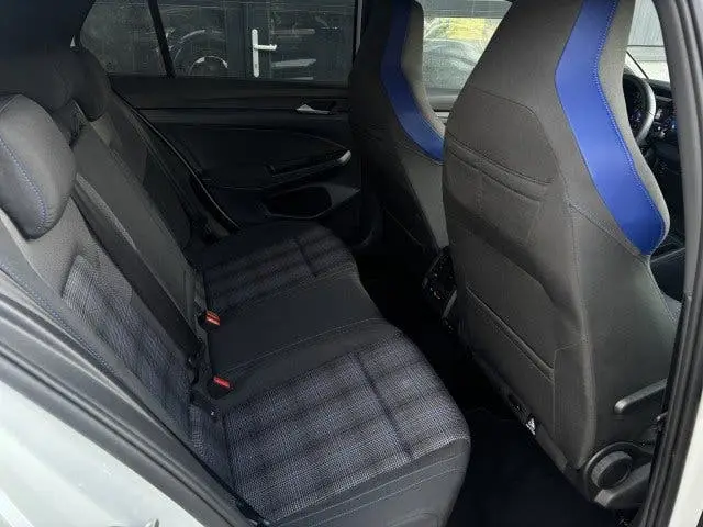 Volkswagen Golf 1.4 eHybrid GTE IQ Pano Parelmoer wit uit 2020, foto 17