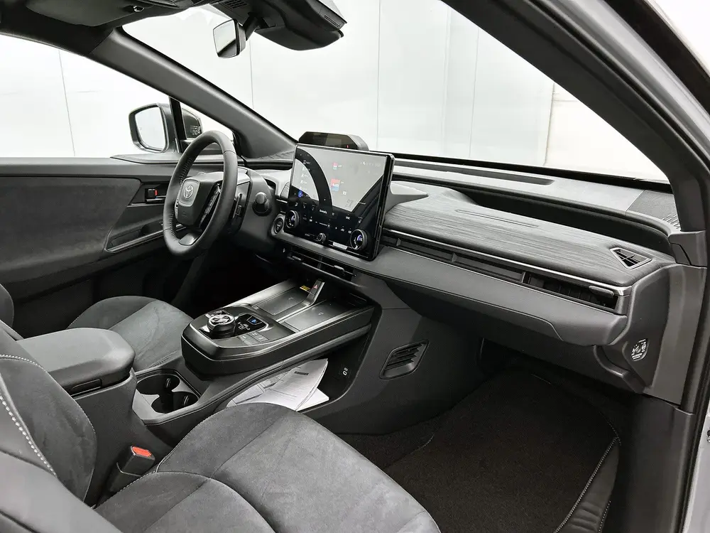 Toyota C-HR Executive AWD 77 kWh *EV-Deal* uit 2026, foto 7