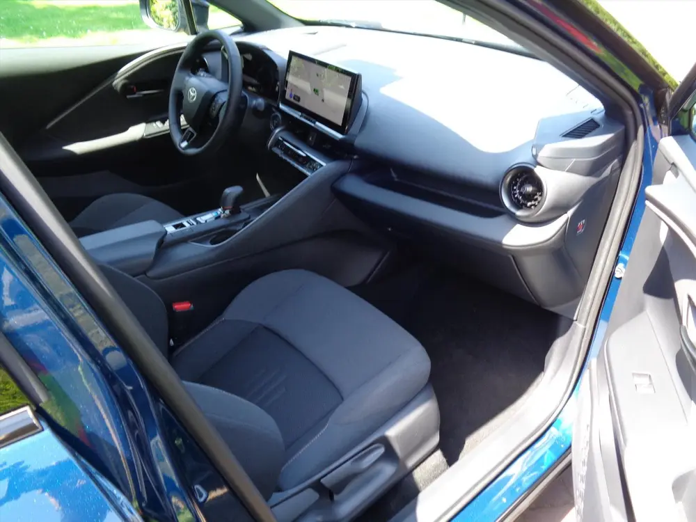 Toyota C-Hr Plug-in Hybrid 220 223pk CVT Dynamic Editi uit 2025, foto 9