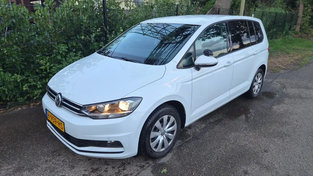 Volkswagen Touran 2.0 TDI 150pk DSG 2020 Wit uit 2020, foto 6