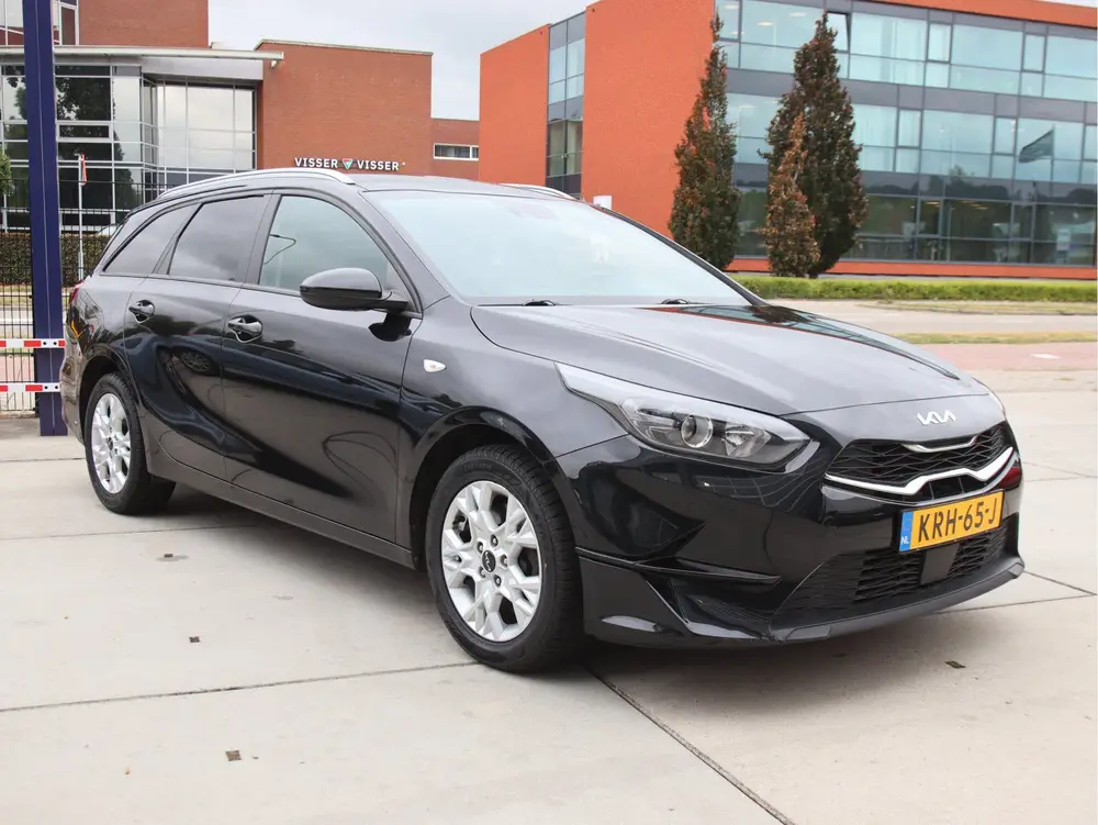 Kia Ceed 1.0 T-GDi DynamicLine Carplay uit 2022, foto 3