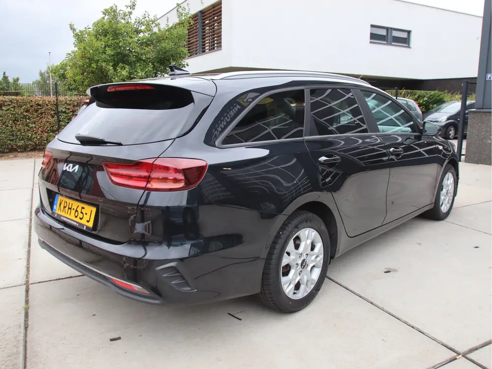 Kia Ceed 1.0 T-GDi DynamicLine Carplay uit 2022, foto 5