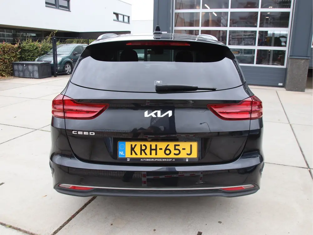 Kia Ceed 1.0 T-GDi DynamicLine Carplay uit 2022, foto 6