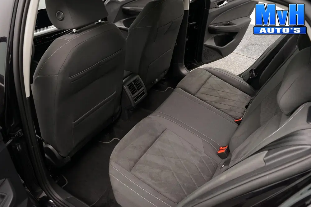 Volkswagen Golf 1.5 TSI Life Business|STOEL/STUUR.VERW|TREKH uit 2021, foto 18