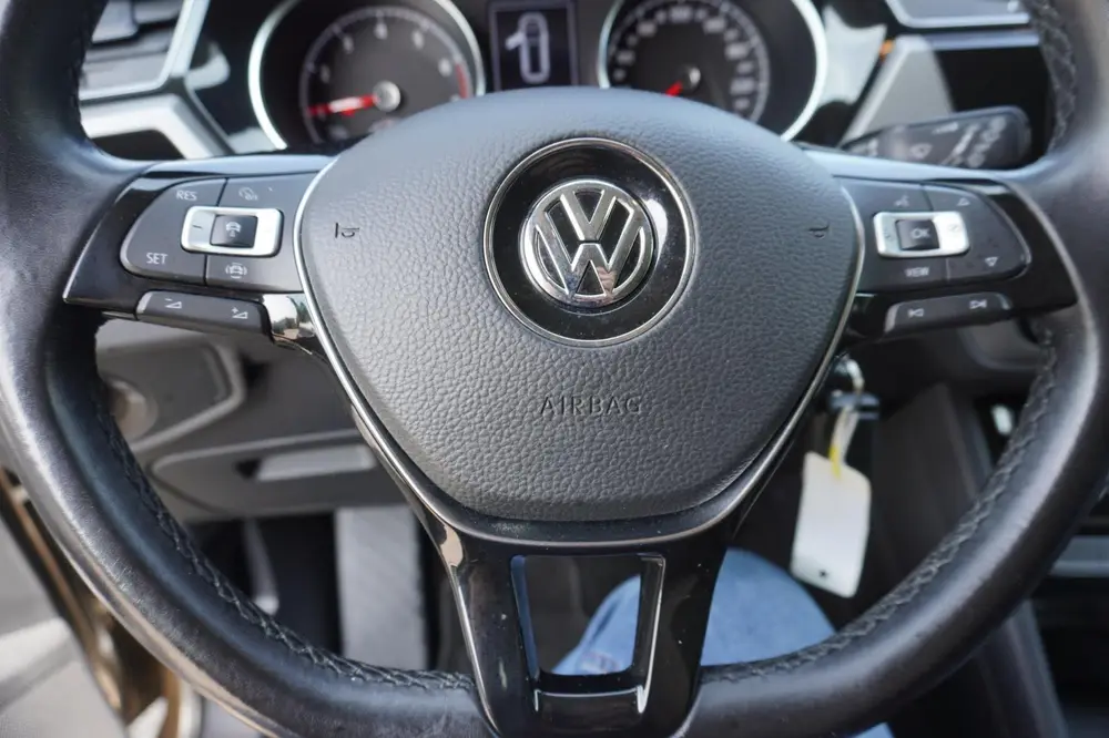 Volkswagen Touran 1.0 TSI Highline Business R 7pers Navi Pdc uit 2019, foto 16
