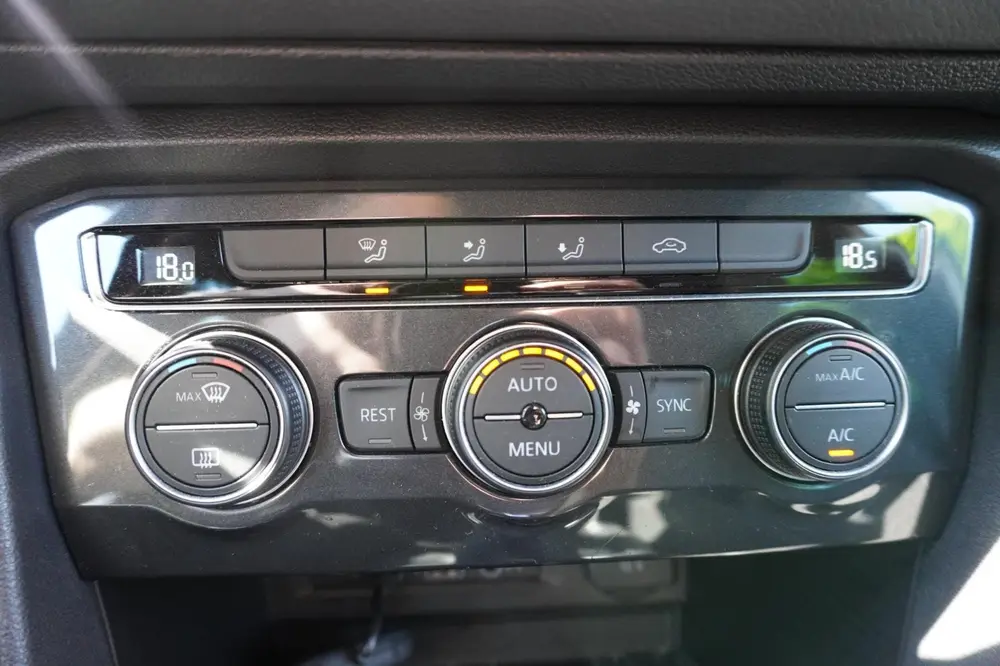 Volkswagen Tiguan 1.5 TSI ACT Highline Business R-line virtu uit 2019, foto 19