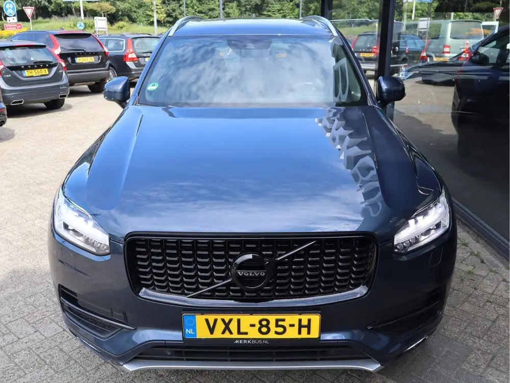 Volvo XC90 D5 INSCRIPTION 235PK AUTOMAAT GRIJSKENTEKEN INSCRI uit 2020, foto 2