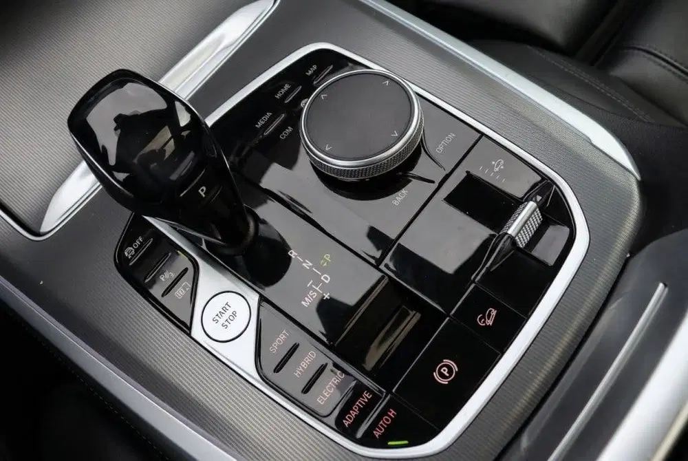 BMW X5 xDrive45e M Sport Pano l Luchtvering l Mem uit 2021, foto 18
