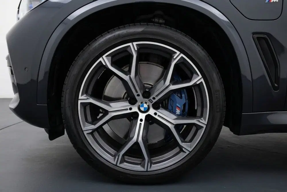 BMW X5 xDrive45e M Sport Pano l Luchtvering l Mem uit 2021, foto 8