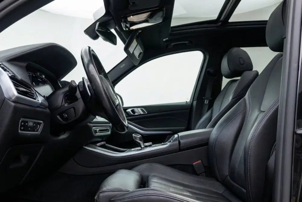 BMW X5 xDrive45e M Sport Pano l Luchtvering l Mem uit 2021, foto 9