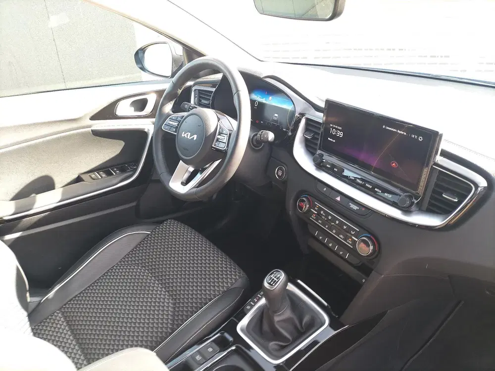 Kia Ceed 1.0 T-GDi DynamicPlusLine NETTO DEAL F uit 2024, foto 9