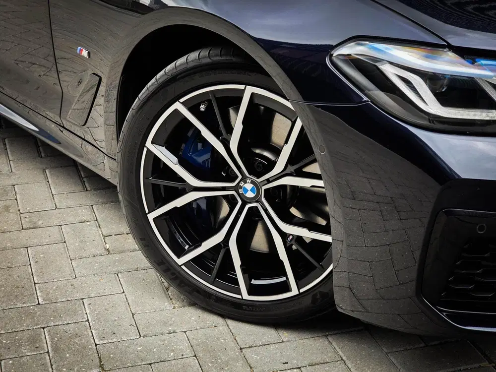 BMW 5-serie 545e xDrive M-Sport uit 2021, foto 10