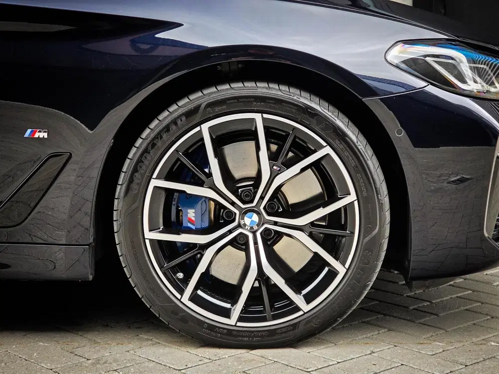 BMW 5-serie 545e xDrive M-Sport uit 2021, foto 7