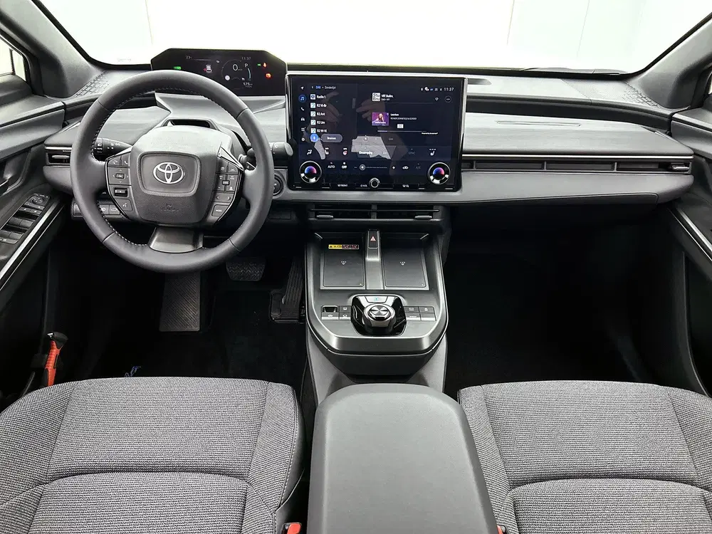 Toyota bZ4X Dynamic 75 kWh *EV-Deal* uit 2026, foto 4