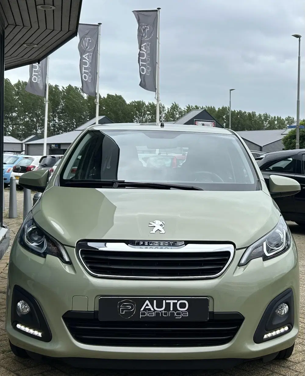 Peugeot 108 1.0 e-VTi Active 72PK uit 2021, foto 4