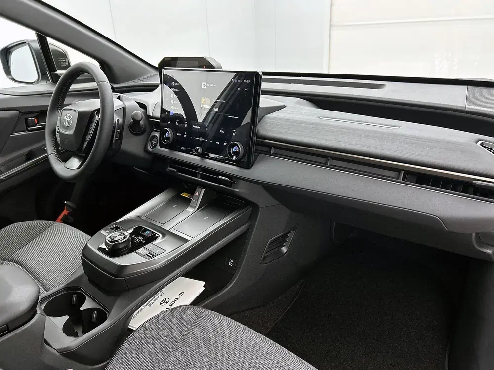 Toyota bZ4X Dynamic AWD 75 kWh EV-Deal uit 2026, foto 6