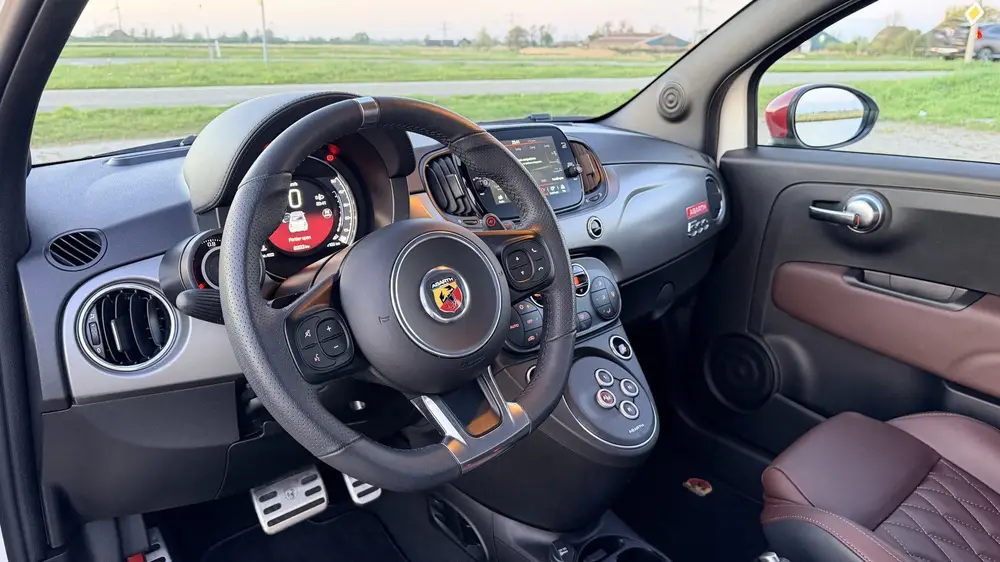 Abarth 595C 1.4 T-Jet Abarth MTA Turismo 1 uit 2022, foto 10