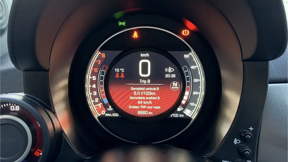 Abarth 595C 1.4 T-Jet Abarth MTA Turismo 1 uit 2022, foto 11