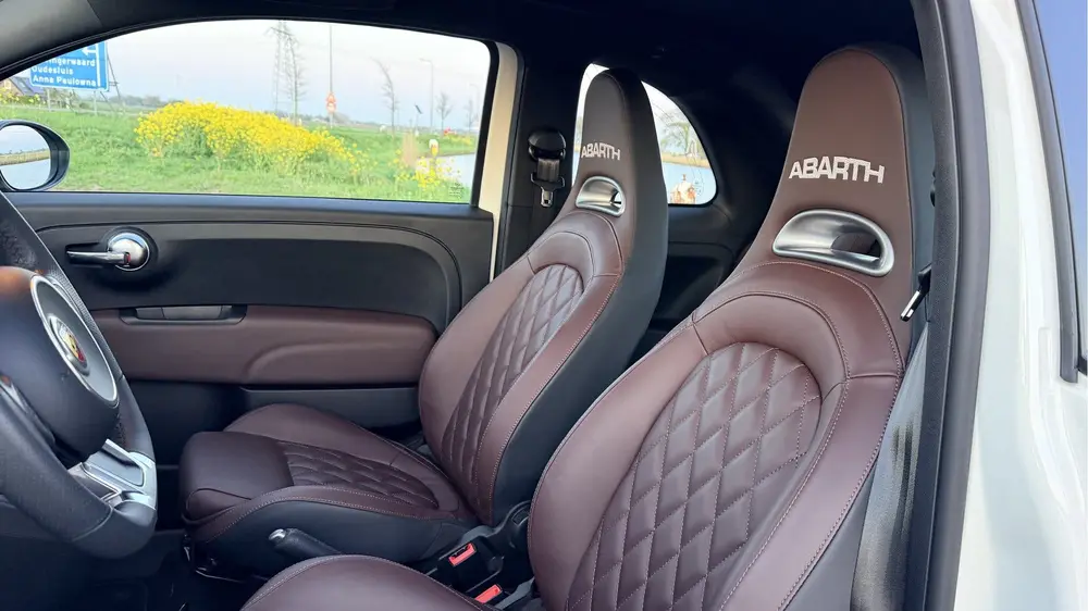 Abarth 595C 1.4 T-Jet Abarth MTA Turismo 1 uit 2022, foto 12