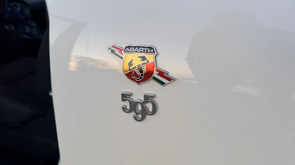 Abarth 595C 1.4 T-Jet Abarth MTA Turismo 1 uit 2022, foto 16