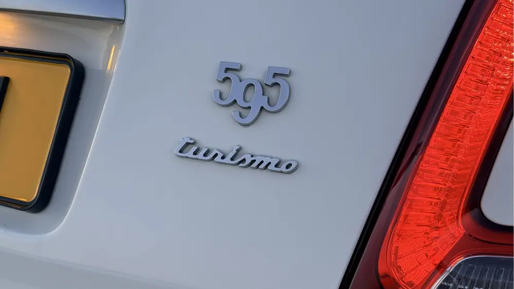 Abarth 595C 1.4 T-Jet Abarth MTA Turismo 1 uit 2022, foto 17