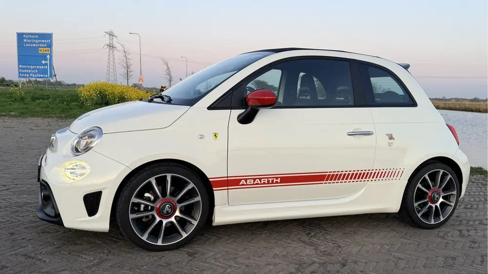 Abarth 595C 1.4 T-Jet Abarth MTA Turismo 1 uit 2022, foto 18