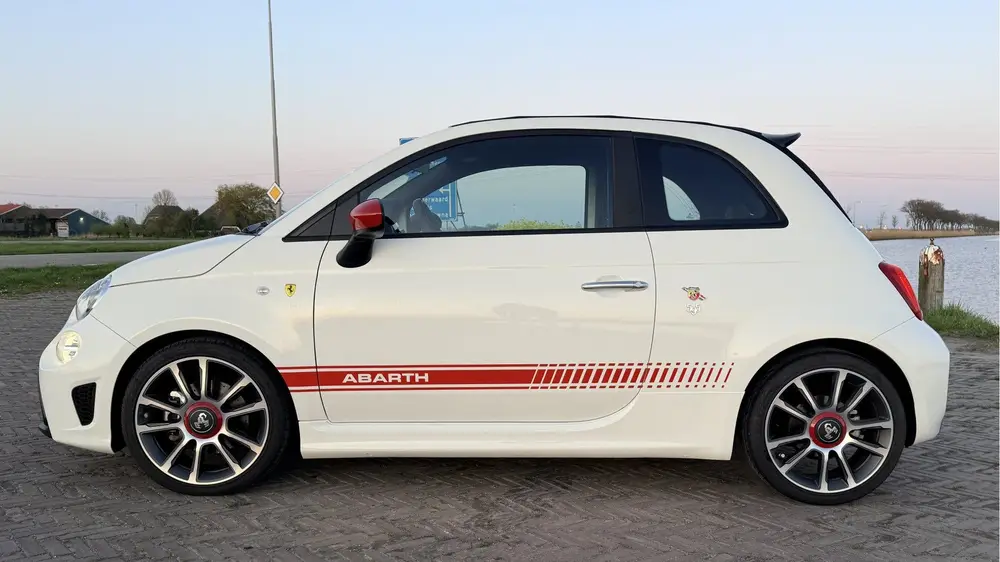 Abarth 595C 1.4 T-Jet Abarth MTA Turismo 1 uit 2022, foto 20