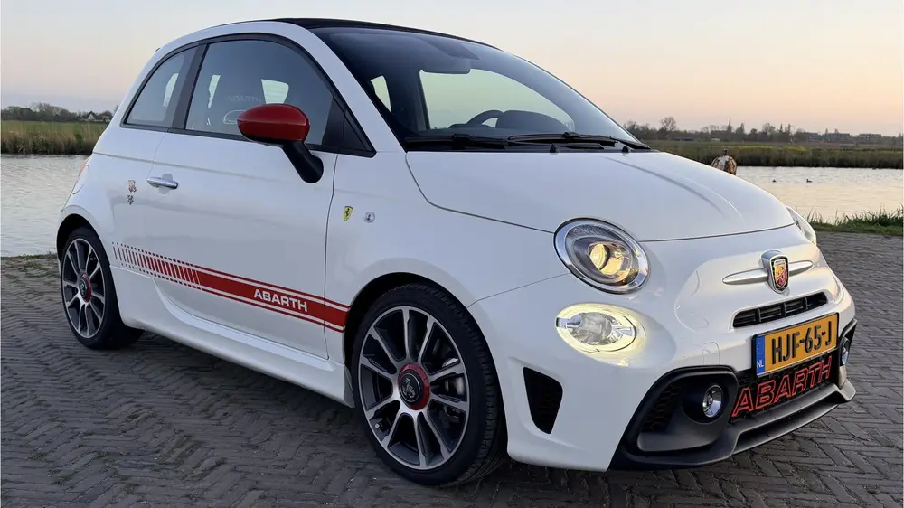 Abarth 595C 1.4 T-Jet Abarth MTA Turismo 1 uit 2022, foto 3