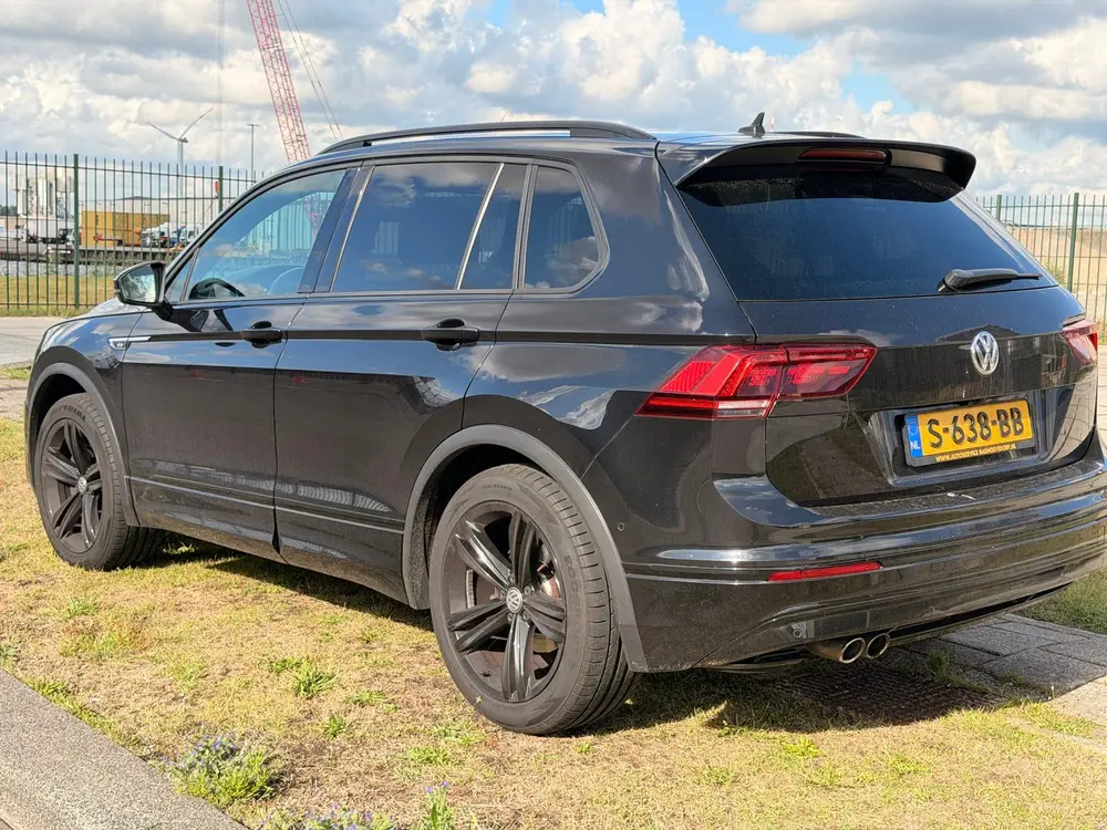 Volkswagen Tiguan RLINE 2.0 TDI 191pk 4Motion DSG 2019 Zwart uit 2019, foto 5