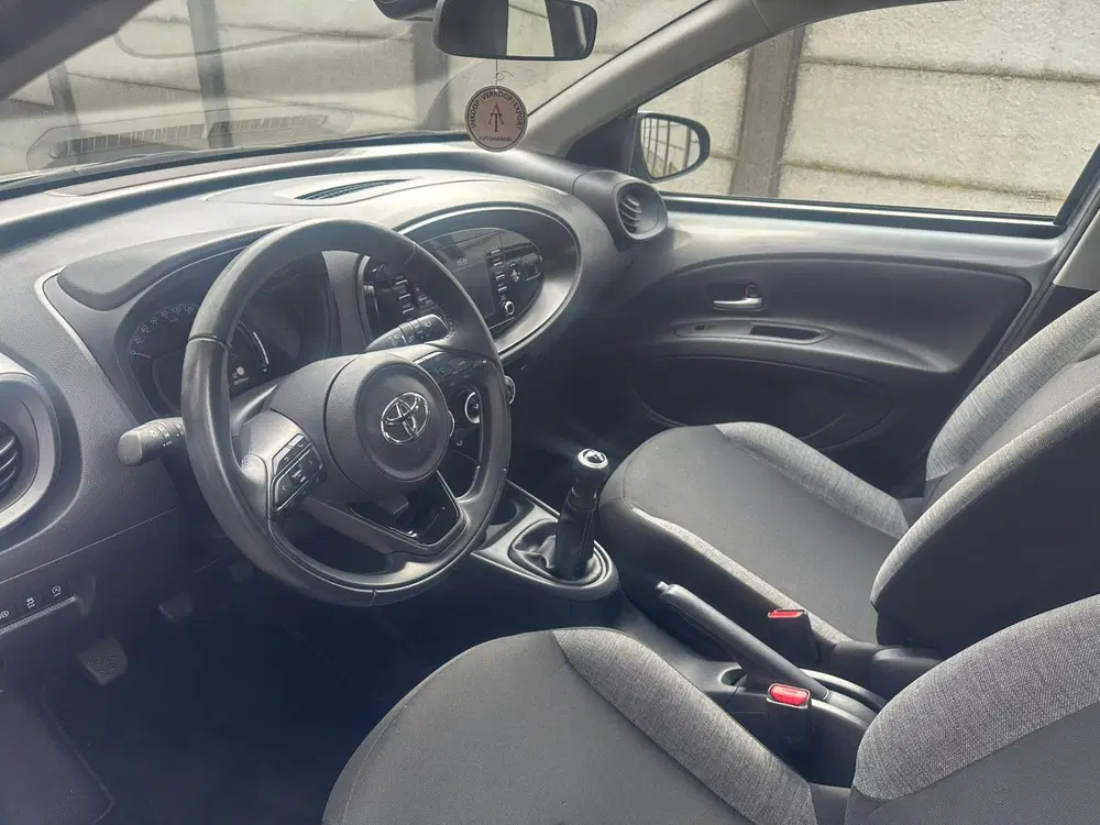 Toyota Aygo X 1.0 VVT-i MT Play AIRCO uit 2023, foto 7