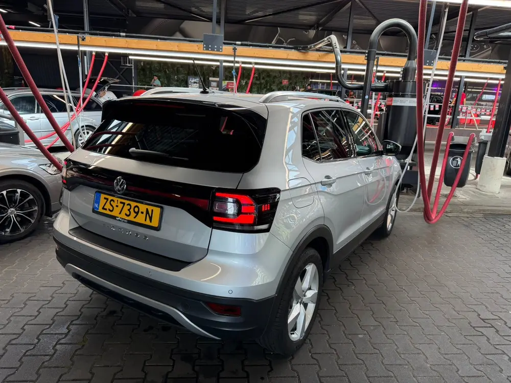 Volkswagen T-Cross 1.0 TSI 115pk 7-DSG 2019 Grijs uit 2019, foto 2