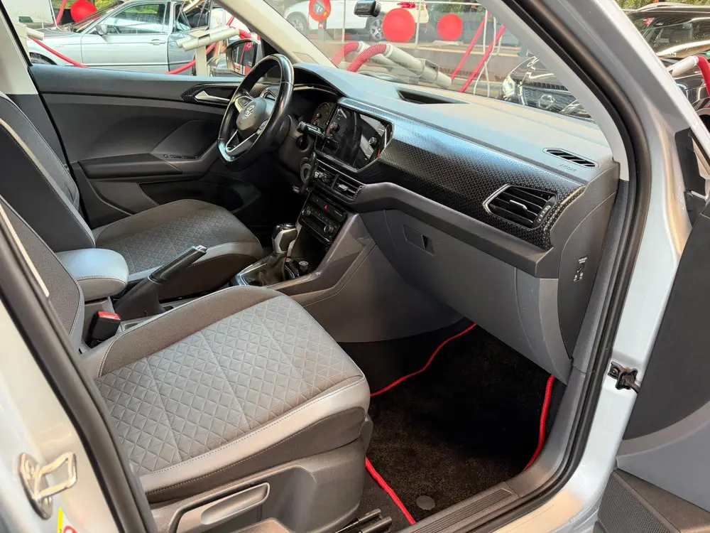 Volkswagen T-Cross 1.0 TSI 115pk 7-DSG 2019 Grijs uit 2019, foto 20