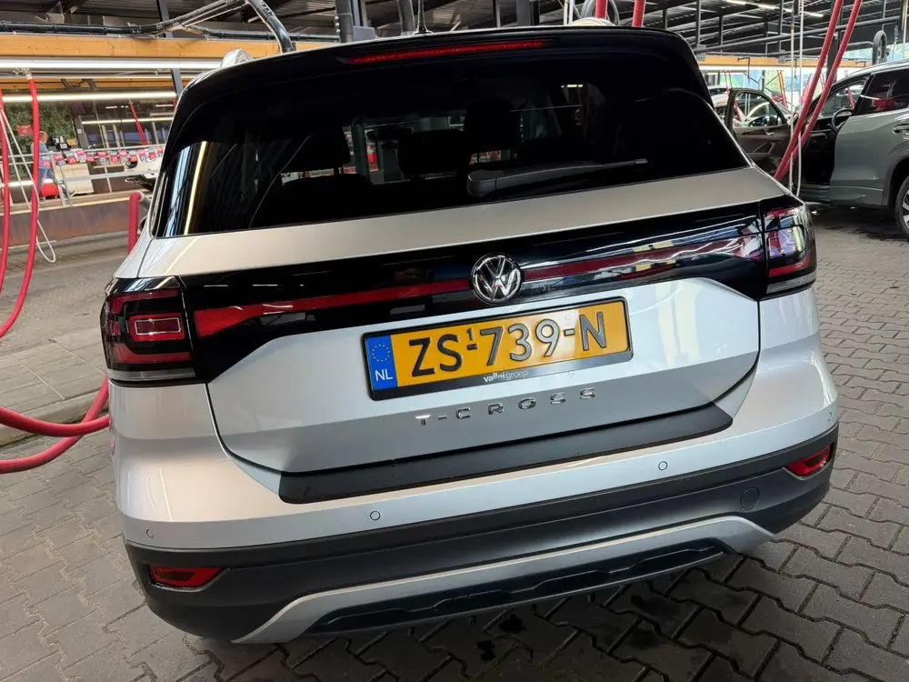 Volkswagen T-Cross 1.0 TSI 115pk 7-DSG 2019 Grijs uit 2019, foto 3