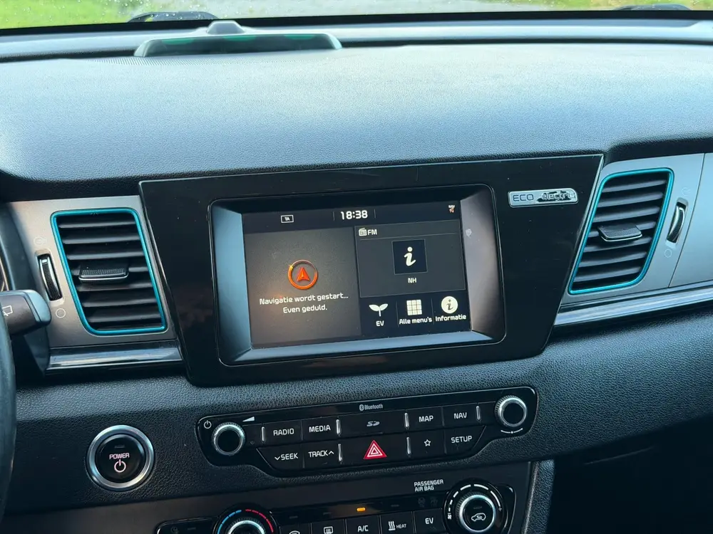 Kia Niro DynamicLine 64 kWh uit 2019, foto 14