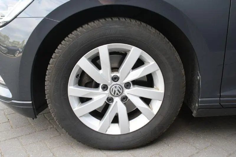Volkswagen Passat 1.5 TSI Comfortline Business NETTO EXPORT uit 2019, foto 14