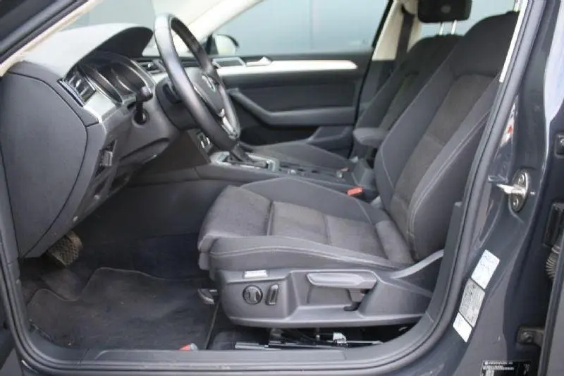 Volkswagen Passat 1.5 TSI Comfortline Business NETTO EXPORT uit 2019, foto 4