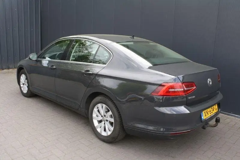 Volkswagen Passat 1.5 TSI Comfortline Business NETTO EXPORT uit 2019, foto 9