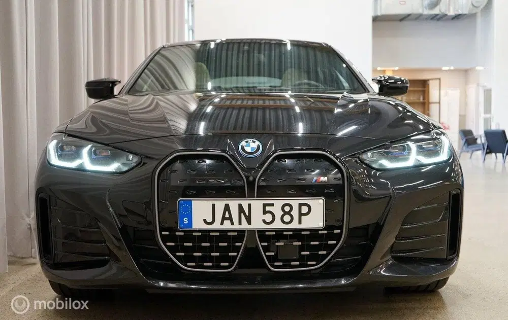 BMW i4 M50 High Executive 84 kWh uit 2023, foto 5