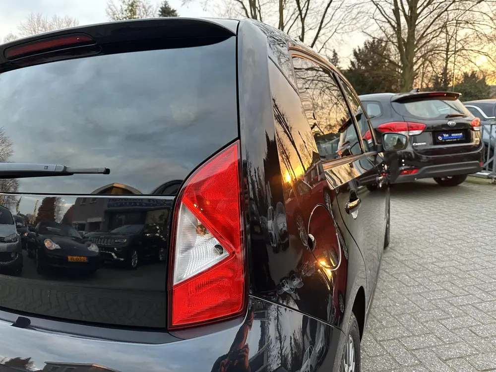 SEAT Mii 1.0 Sport Intense 5drs 1eEig uit 2019, foto 12
