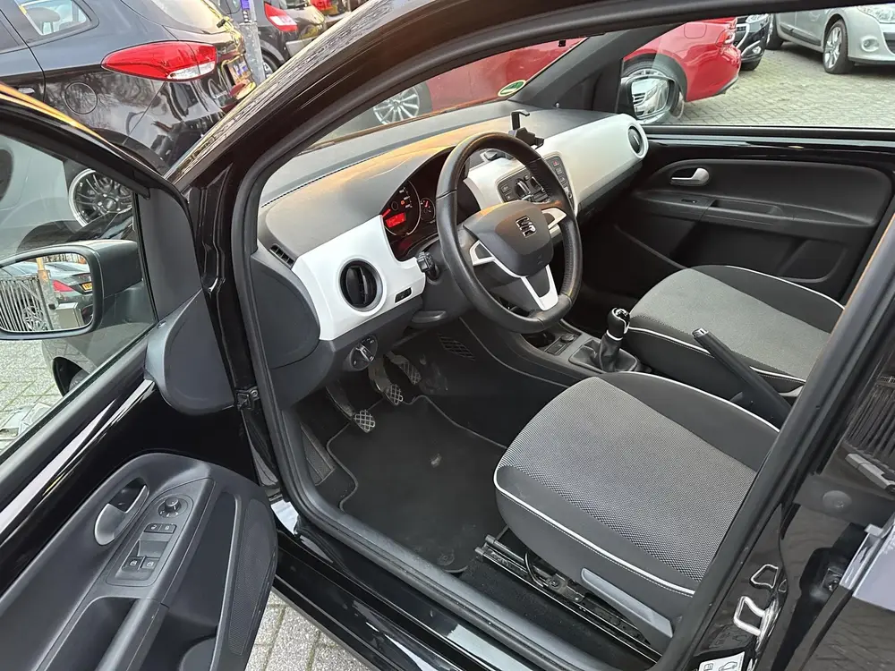 SEAT Mii 1.0 Sport Intense 5drs 1eEig uit 2019, foto 16